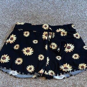 Papaya Black Sunflower Print Drawstring Shorts